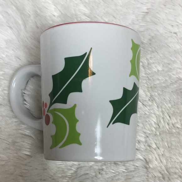 Starbucks holly mugs - Picture 4 of 8